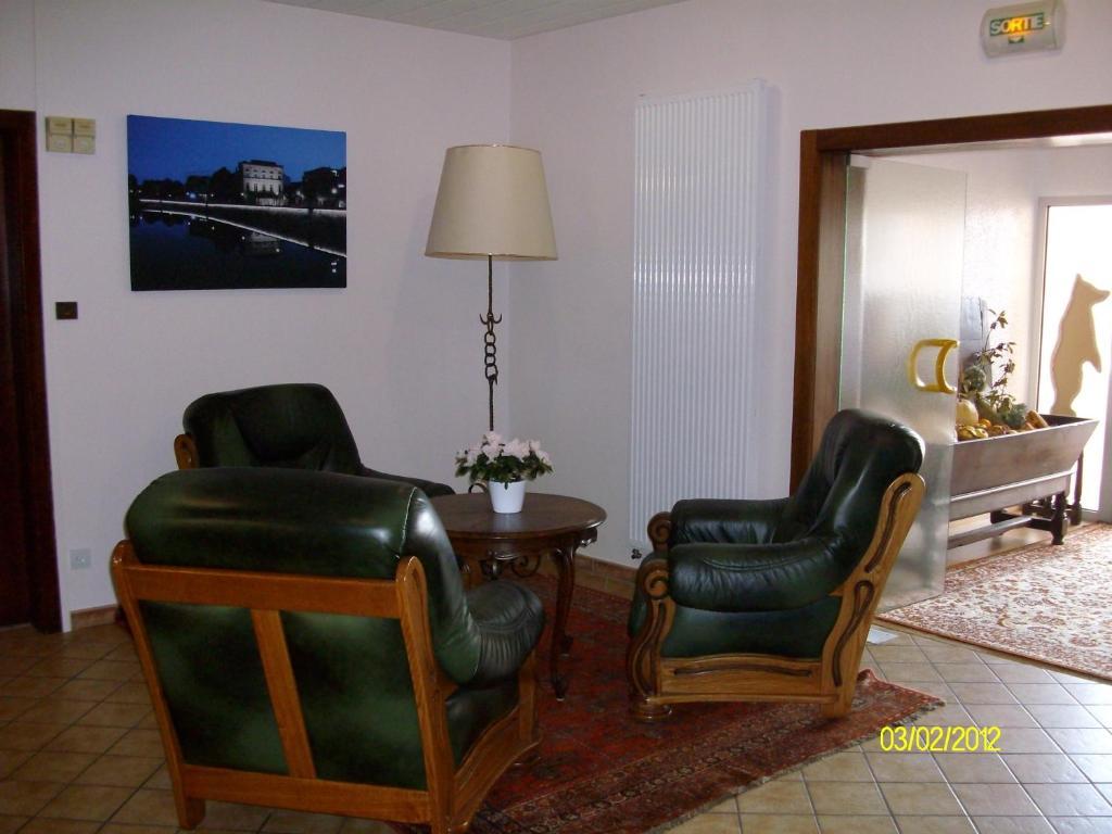 Au Logis des Ours Belfort Nord Offemont Exterior foto