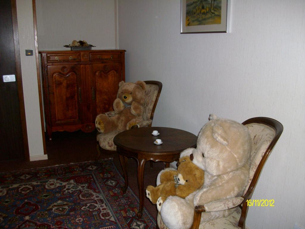 Au Logis des Ours Belfort Nord Offemont Exterior foto